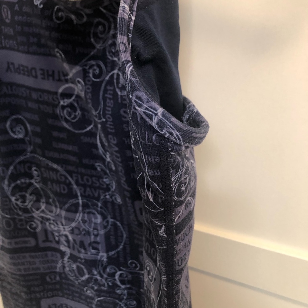 Lululemon Blue Work Out Tank Top EUC - Picture 5 of 14
